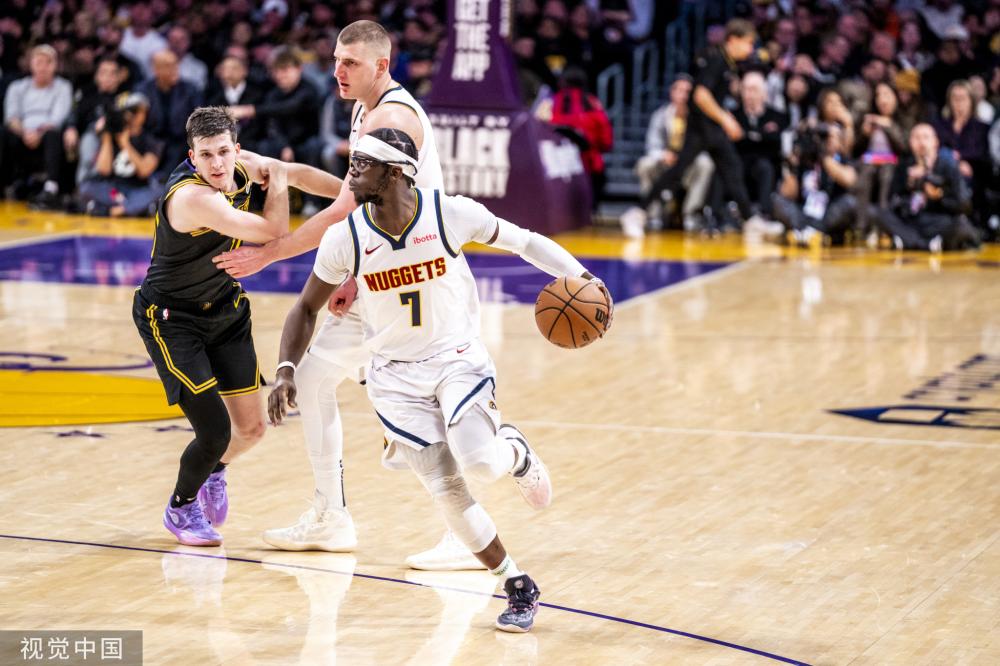 持领先地位 持领先地位