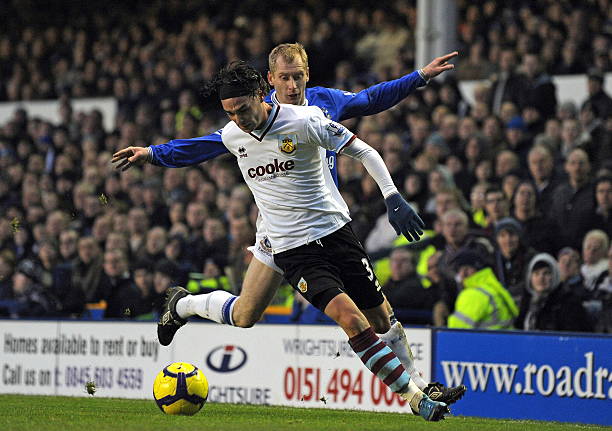 亿英镑争夺 亿英镑争夺