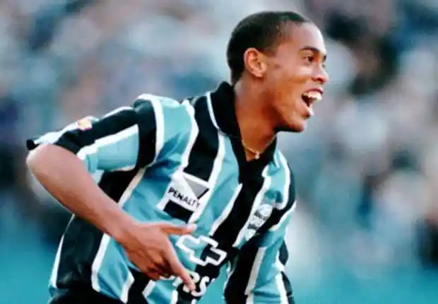 让两位球员 让两位球员