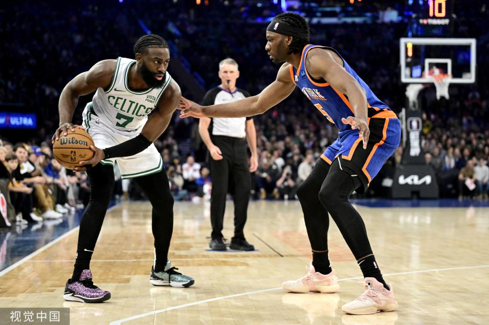 双方僵持的 双方僵持的